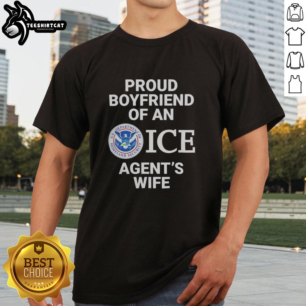 top-proud-boyfriend-of-an-ice-agents-wife-t-shirt-1 Top Proud Boyfriend Of An Ice Agents Wife T-Shirt featuring bold text design, perfect for proud partners of ICE agents.