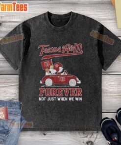 Alt Text: Snoopy and Charlie Brown from Peanuts drive a car wearing a Texas A&M Aggies t-shirt, celebrating school spirit.