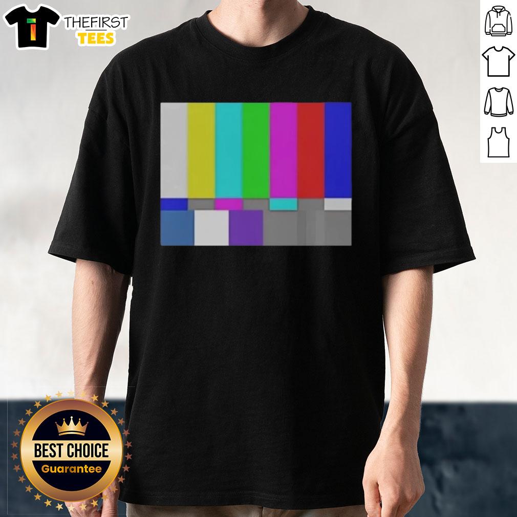 top-tv-test-pattern-color-bar-t-shirt Top TV Test Pattern Color Bar T-Shirt featuring vibrant color bars and retro design for TV enthusiasts and fashion lovers.