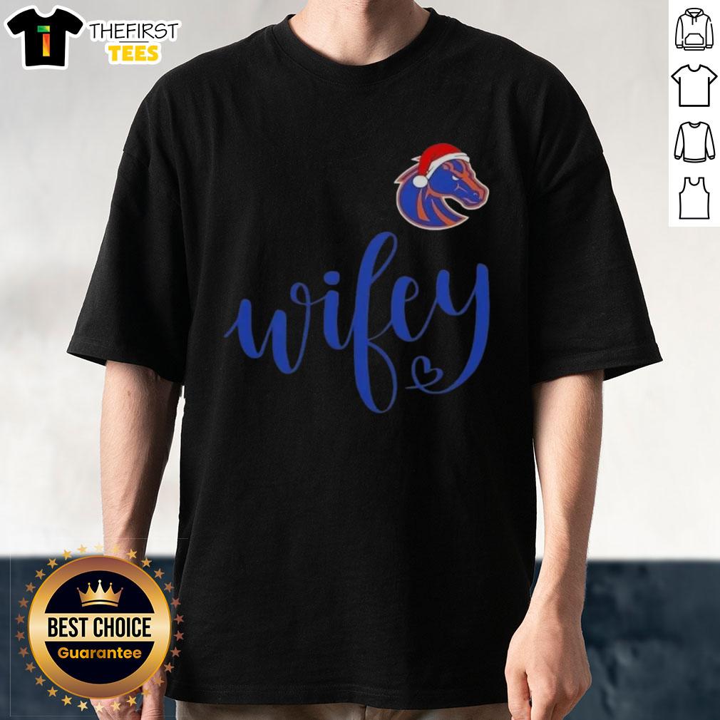 top-wifey-boise-state-broncos-santa-hat-merry-christmas-t-shirt Top Wifey Boise State Broncos Santa Hat Merry Christmas T-Shirt featuring festive design and team colors for holiday cheer.