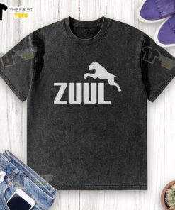 Top Zuul Logo Parody Washed T-Shirt featuring a vintage-style graphic and soft fabric for casual wear.