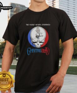 Alt Text: Awesome Bob Weir Grateful Dead T-shirt featuring 'The Music Never Stopped' design, perfect for fans and collectors.