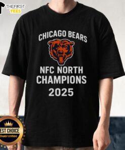 Alt Text: Awesome Chicago Bears 2025 NFC North Champions logo t-shirt featuring bold graphics and team colors.
