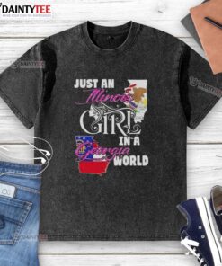 Awesome Illinois girl in a Georgia world wearing a washed t-shirt, showcasing a stylish and casual look.