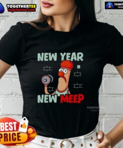 Cartoon ladies in gym outfits celebrate New Year with 'New Meep' tees, perfect for fitness enthusiasts and fun style.
