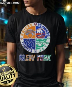 Awesome New York City sports T-shirt featuring Knicks, Islanders, Jets, and Yankees logos in a stylish design.