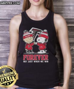 Awesome Peanut Snoopy and Charlie Brown tank top celebrating Atlanta Falcons fandom, perfect for game day wear.
