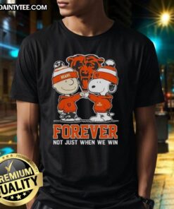 Awesome Peanut Snoopy Charlie Brown Chicago Bears Forever T-Shirt featuring playful design for true fans.