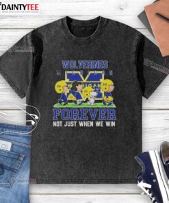 Awesome Peanuts Michigan Wolverines Forever T-Shirt, perfect for fans showcasing team spirit all year round.