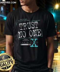 Awesome Trust No One Unsolved Cases T-Shirt featuring The X-Files design, perfect for fans of unexplained phenomena.