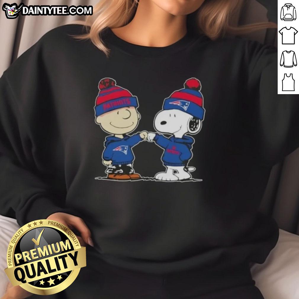 cute-peanuts-charlie-brown-fist-bump-snoopy-x-new-england-patriots-football-sweatshirt Alt Text: Cute Peanuts Charlie Brown fist bump with Snoopy in New England Patriots football sweatshirt design.