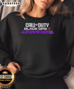 Good Call of Duty Black Ops 7 Zombies sweatshirt featuring a bold design, perfect for gamers and fans of the franchise.