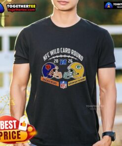 Alt Text: Chicago Bears vs Green Bay Packers NFC Wild Card Game helmet matchup T-shirt featuring team logos and vibrant design.