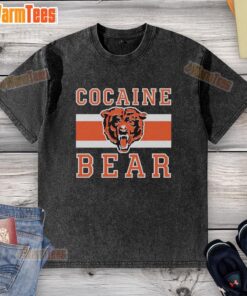 Good Cocaine Bear Chicago Bears washed t-shirt featuring a vintage graphic, perfect for fans of unique sports apparel.