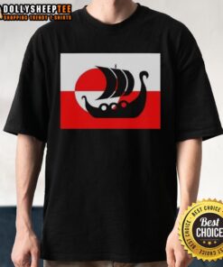 Good Denmark Greenland flag design on a Viking warship T-shirt, showcasing support for Danish heritage and culture.