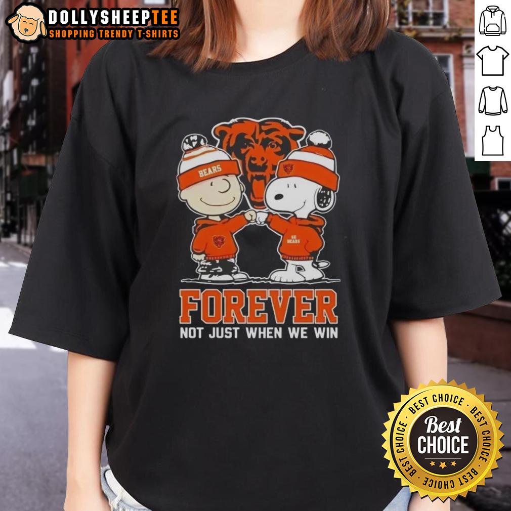 Good Peanut Snoopy Charlie Brown Chicago Bears Forever Not Just When We Win Ladies-Tee Good Peanut Snoopy and Charlie Brown Chicago Bears Forever tee for ladies, perfect for fans celebrating team spirit.