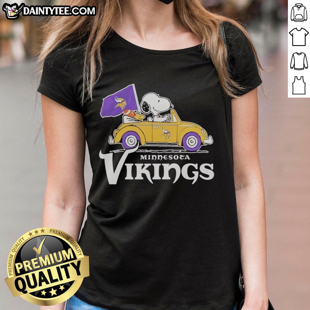 good-snoopy-and-woodstock-riding-minnesota-vikings-football-car-logo-ladies-tee Snoopy and Woodstock riding in a Minnesota Vikings football car logo on a ladies tee shirt.