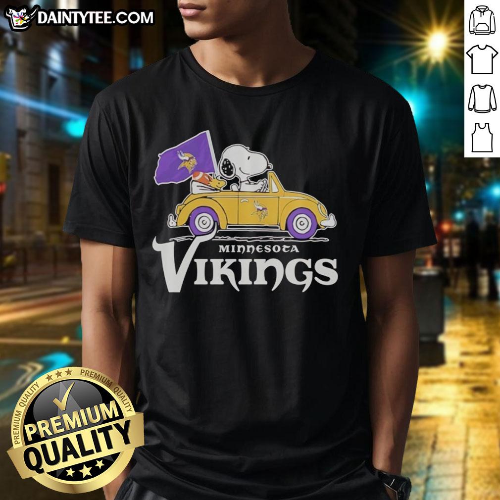 good-snoopy-and-woodstock-riding-minnesota-vikings-football-car-logo-t-shirt-1 Good Snoopy and Woodstock riding Minnesota Vikings football car logo on a stylish T-shirt for fans.