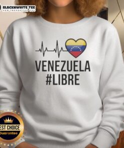 Venezuelan pride sweatshirt featuring the Venezuela Libre flag and vibrant colors, perfect for showing support.