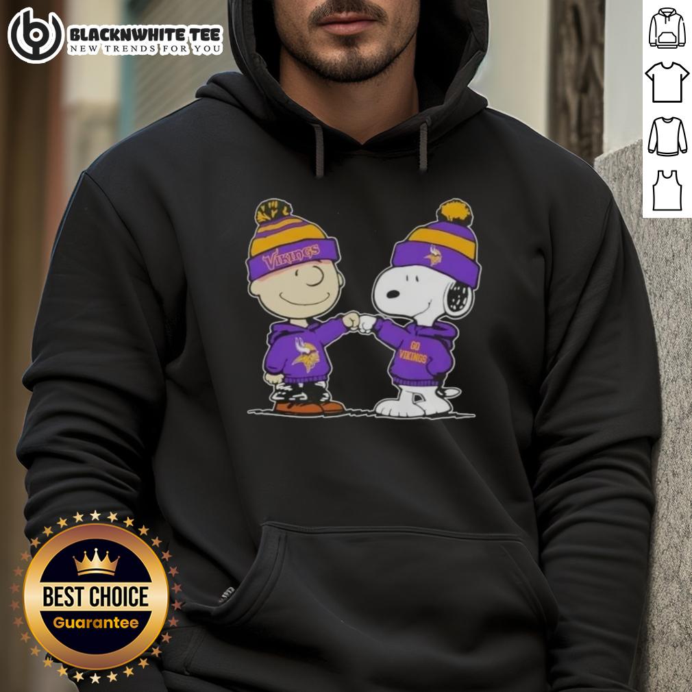 Nice Peanuts Charlie Brown Fist Bump Snoopy X Minnesota Vikings Football Hoodie Charlie Brown and Snoopy fist bump in a Minnesota Vikings football hoodie, showcasing Nice Peanuts-themed apparel.