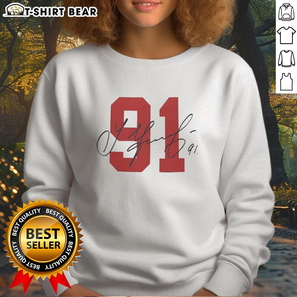 Nice Signature #91 Sergei Fedorov Detroit Red Wings Sweatshirt Alt Text: Nice Signature 91 Sergei Fedorov Detroit Red Wings sweatshirt featuring classic team colors and logo.