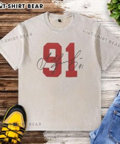 Nice Signature 91 Sergei Fedorov Detroit Red Wings washed t-shirt featuring vintage design and team colors.