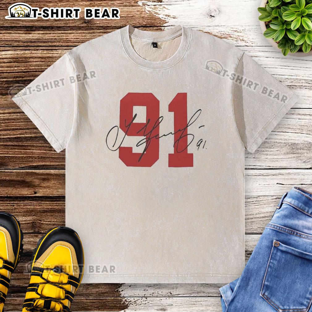 Nice Signature #91 Sergei Fedorov Detroit Red Wings Washed T Shirt Nice Signature 91 Sergei Fedorov Detroit Red Wings washed t-shirt featuring vintage design and team colors.
