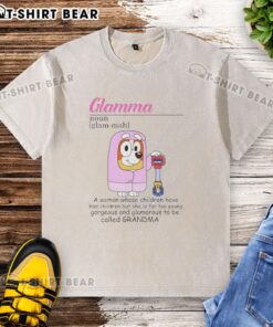 Official Bluey Glamma T-Shirt featuring a stylish design for young grandmothers, perfect for fans of the show.
