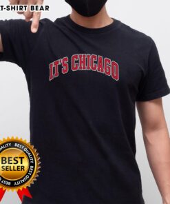 Alt Text: Official Chicago Bulls T-shirt featuring the team's logo, perfect for fans and sports enthusiasts alike.
