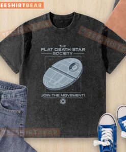 Join the Flat Death Star Society with this stylish Flat Empire washed T-shirt, perfect for fans of unique designs.