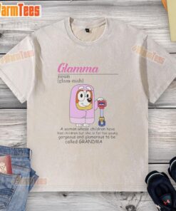 Alt Text: Original Bluey Glamma t-shirt featuring a stylish design for young grandmothers celebrating family.