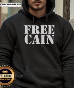 Original Free Cain Hoodie in black, featuring a stylish design and comfortable fit for casual wear.