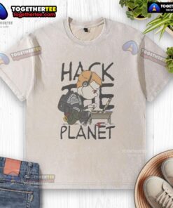 Original Hack The Peanuts Planet washed t-shirt featuring a retro graphic design and soft fabric for casual wear.