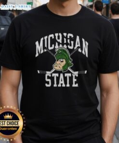 Alt Text: Vintage Michigan State Spartans Hockey logo on a classic T-shirt, perfect for fans and collectors of MSU apparel.