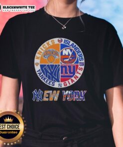 Original New York City sports logos for Knicks, Islanders, Giants, and Yankees on a ladies tee shirt.