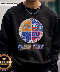 Original New York City Sports sweatshirt featuring Knicks, Islanders, Giants, and Yankees logos in a stylish design.