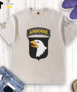 Original 101st Airborne Paratroopers washed t-shirt featuring bold graphics and a comfortable fit for military enthusiasts.