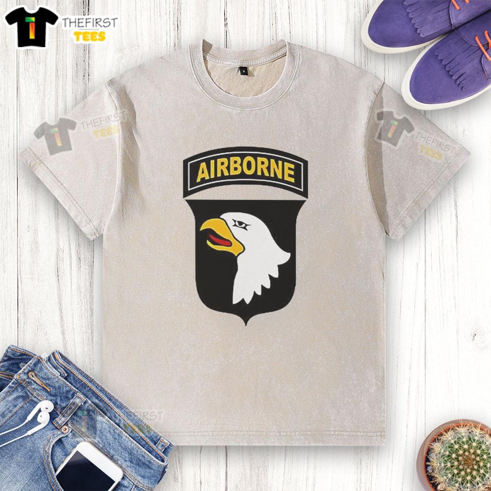 original-paratroopers-101st-airborne-washed-t-shirt Original 101st Airborne Paratroopers washed t-shirt featuring bold graphics and a comfortable fit for military enthusiasts.
