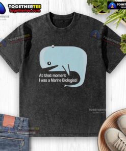 Original Whale T-shirt featuring a marine biologist design, perfect for ocean lovers and conservation enthusiasts.