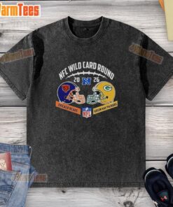 Premium Chicago Bears vs Green Bay Packers NFC Wild Card Game helmet matchup washed t-shirt design featuring team logos.