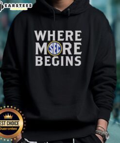 Premium Georgia Bulldogs hoodie showcasing team logo and vibrant colors, perfect for fans and game day apparel.