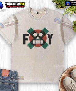 Pretty Foy robot face graphic on a washed t-shirt, blending indie soul with a digital edge for a unique style.