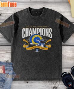 Pretty Los Angeles Rams NFC Championship Champions 2025-26 Big Helmet Center Washed T-Shirt in vibrant colors.