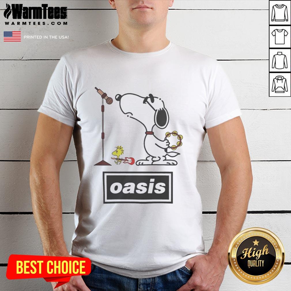 pretty-snoopy-and-woodstock-oasis-band-parody-t-shirt Alt Text: Pretty Snoopy and Woodstock Oasis band parody T-shirt featuring colorful graphics and a playful design.
