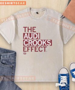 Pretty The Audi Crooks Effect washed t-shirt featuring a stylish design in a casual setting, perfect for trendy outfits.