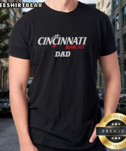 Alt Text: Pretty University of Cincinnati Bearcats Dad Logo T-Shirt featuring bold design and vibrant colors for proud fans.
