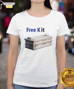 Alt Text: Top ARC Raiders Free Kit Ladies Tee featuring a stylish design perfect for gamers and fans of ARC Raiders.