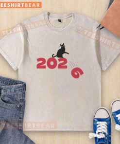Alt Text: Top Cat 2026 Still Do What I Want washed t-shirt featuring a playful design and vibrant colors for casual wear.