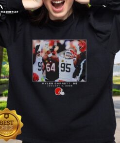 Alt Text: Top Cleveland Browns Myles Garrett NFL sweatshirt for Week 18, featuring a big and tall fit design.