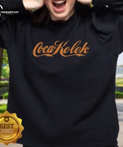 Alt Text: Top Coca Kolek Coca Cola sweatshirt featuring vibrant logo design, perfect for fans and casual wear enthusiasts.
